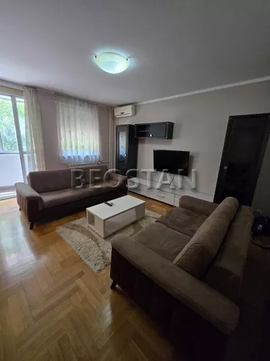 Bulevar Arsenija Čarnojevića