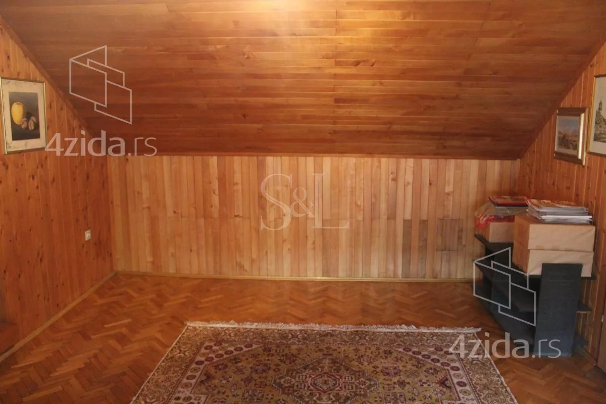 Kuća | 4zida