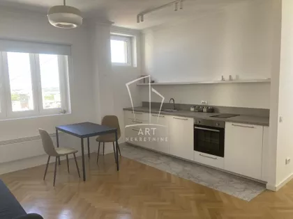 Gospodar Jevremova | 4zida.rs