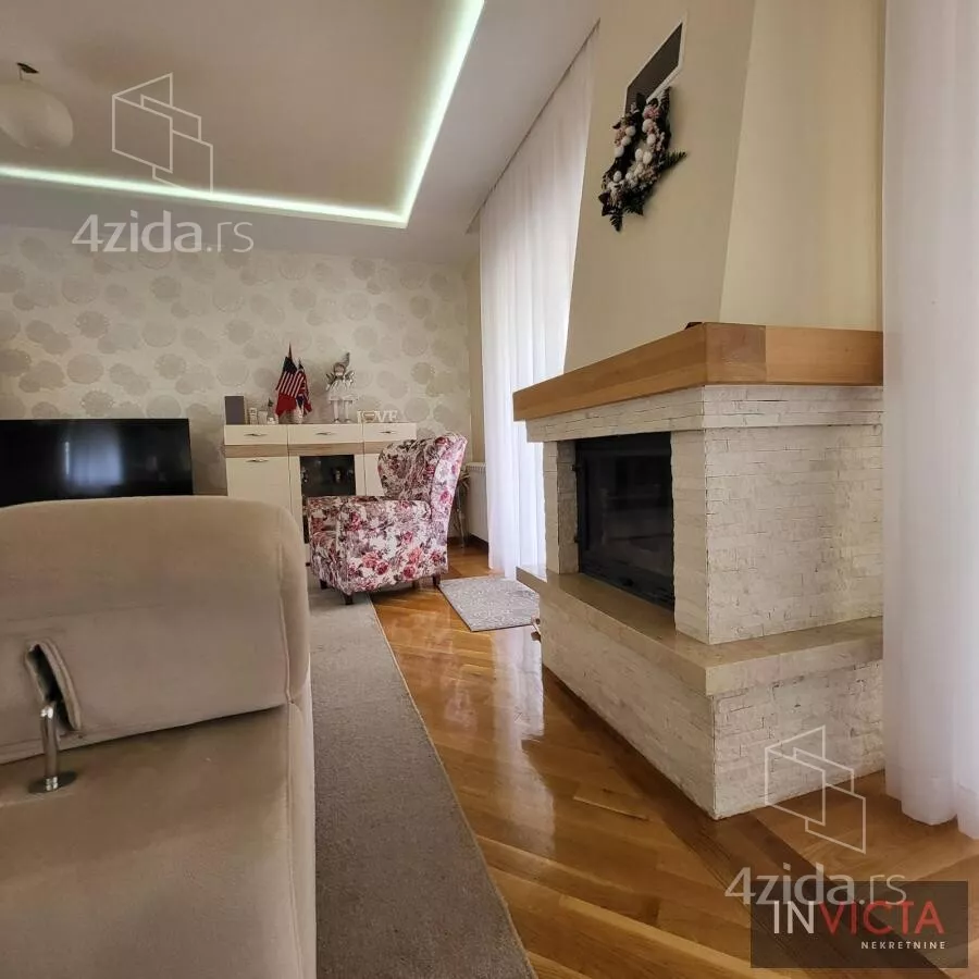 Kuća | 4zida