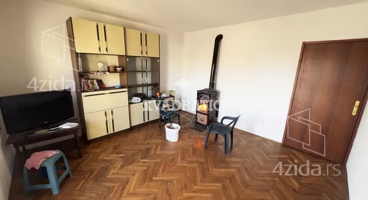 4-etažna kuća | 4zida