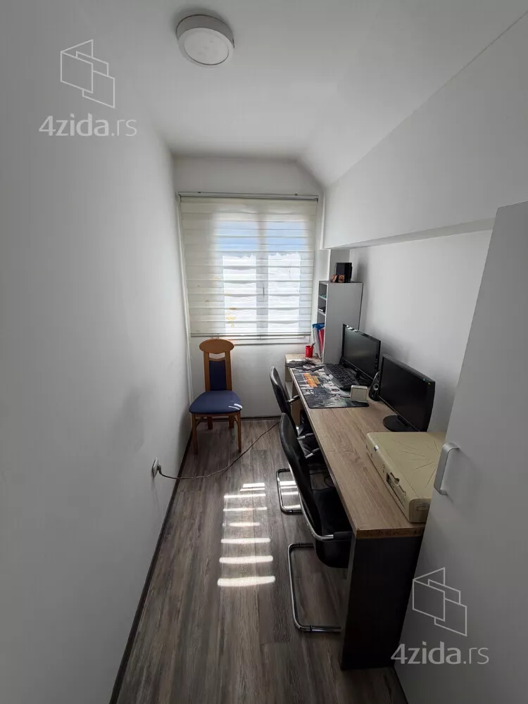 3-etažna kuća | 4zida