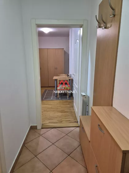 Lovćenska | 4zida.rs