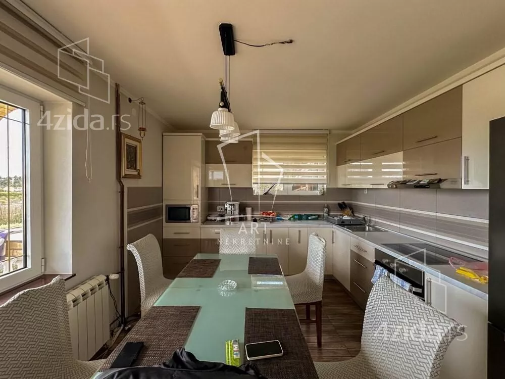 3-etažna kuća | 4zida