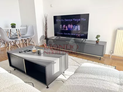 Dom Zdravlja | 4zida.rs