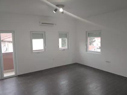 Lekino Brdo | 4zida.rs