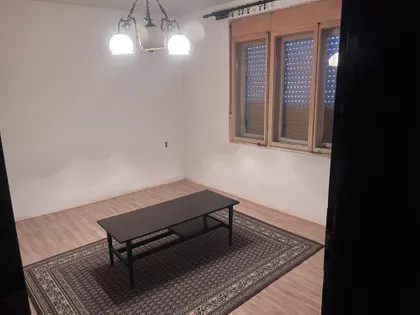 Ustanička | 4zida.rs