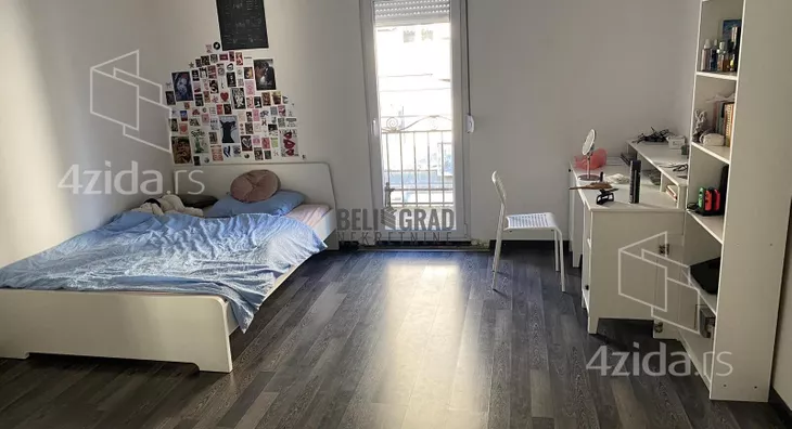 Šestosoban stan | 4zida