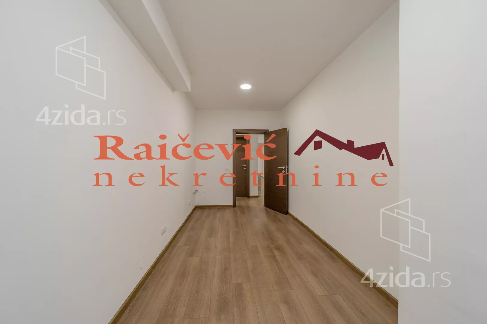 Petosoban stan | 4zida