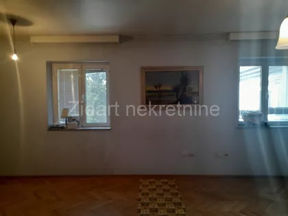 Višnjička Banja | 4zida.rs