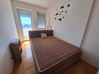 Trg Kosturnica | 4zida.rs