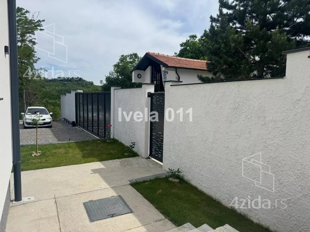 Kuća | 4zida