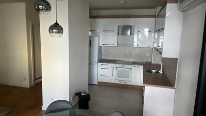 Trešnjinog cveta | 4zida.rs