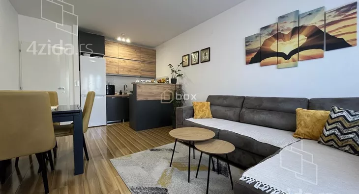 Dvoiposoban stan | 4zida