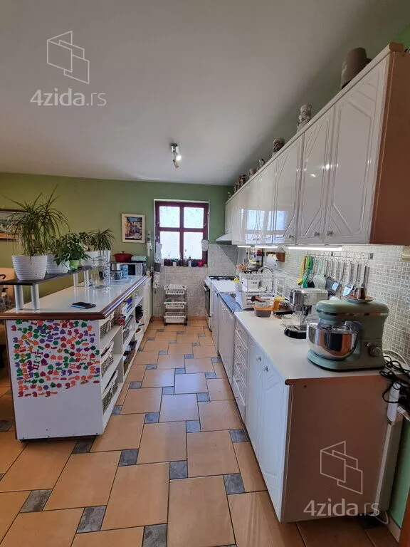 3-etažna kuća | 4zida