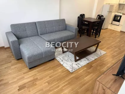 Gorana Jojića | 4zida.rs