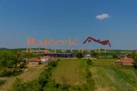 Plac | 4zida