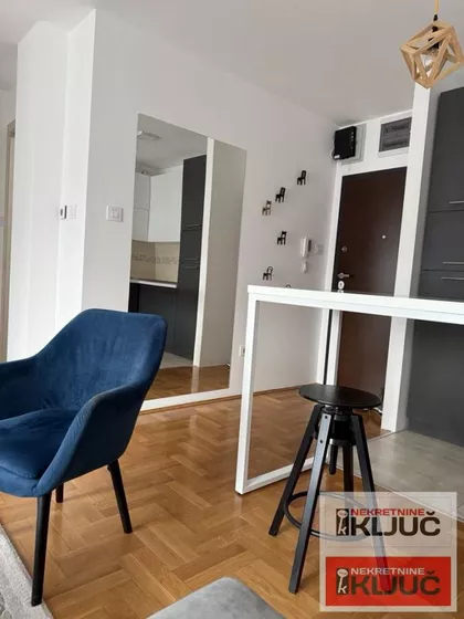 Bulevar Oslobođenja | 4zida.rs