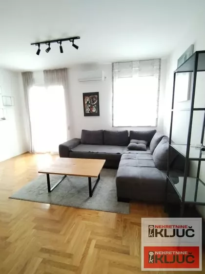 Bulevar Patrijarha Pavla (Somborski Bulevar) | 4zida.rs