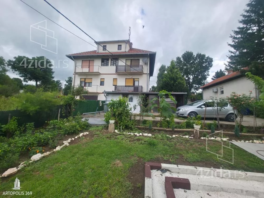 3-etažna kuća | 4zida