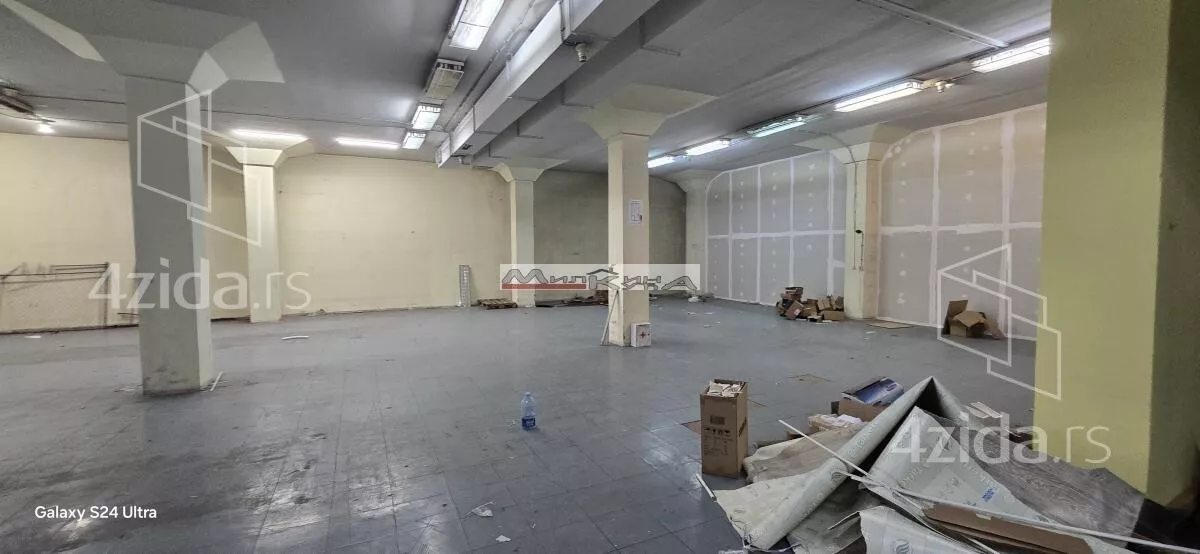 Poslovni prostor | 4zida