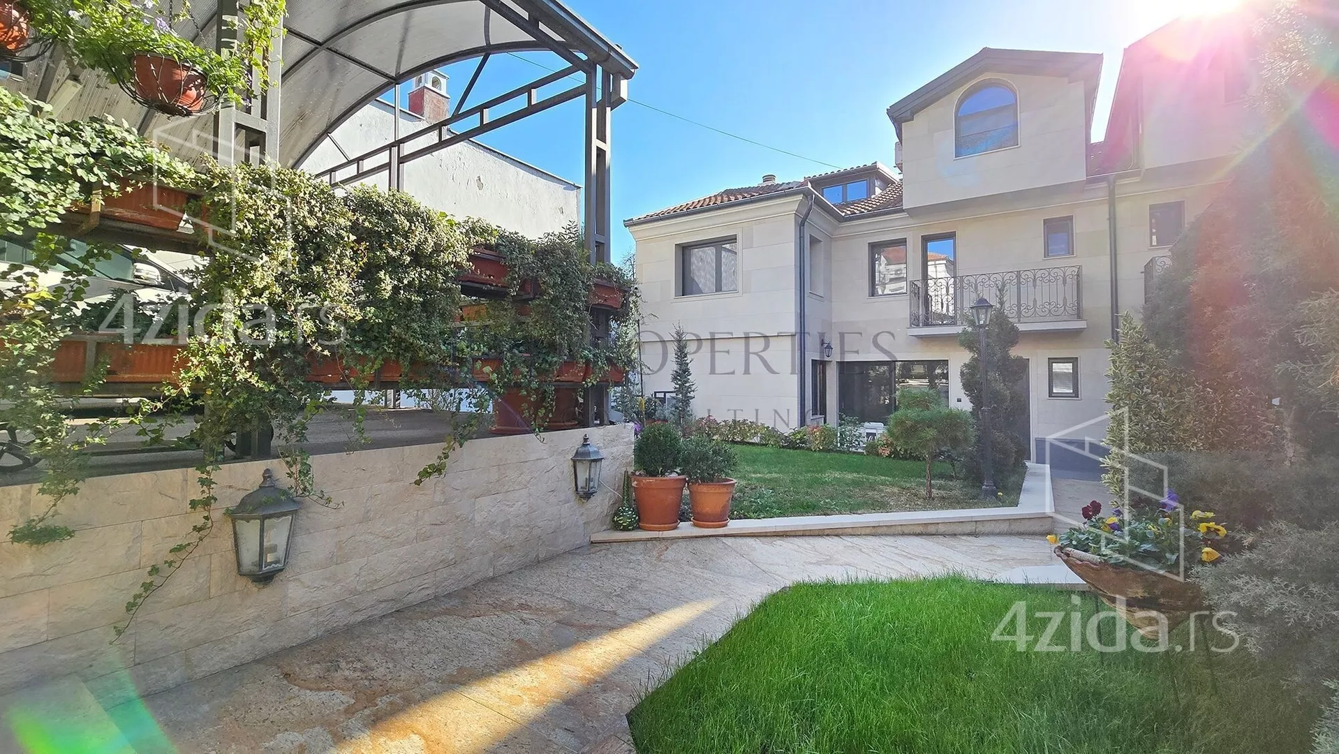 Kuća | 4zida