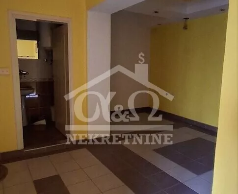 Poslovna zgrada | 4zida