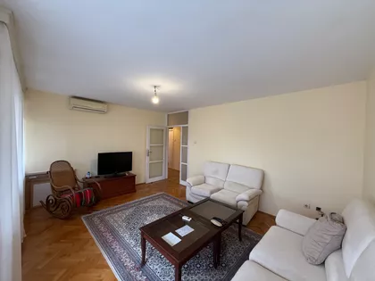 Blok 33 - Geneks | 4zida.rs