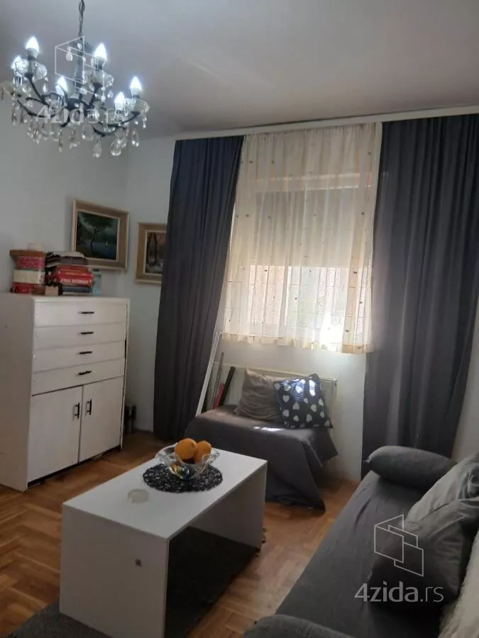 Garsonjera | 4zida