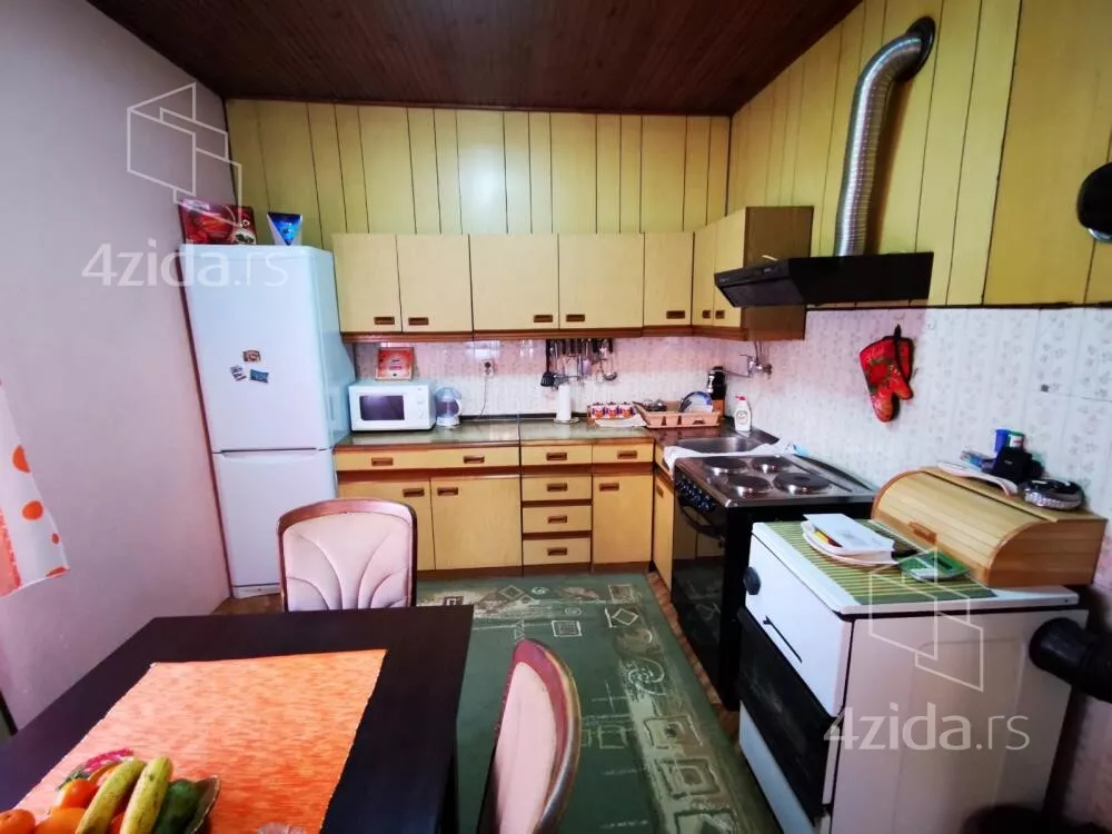 Kuća | 4zida