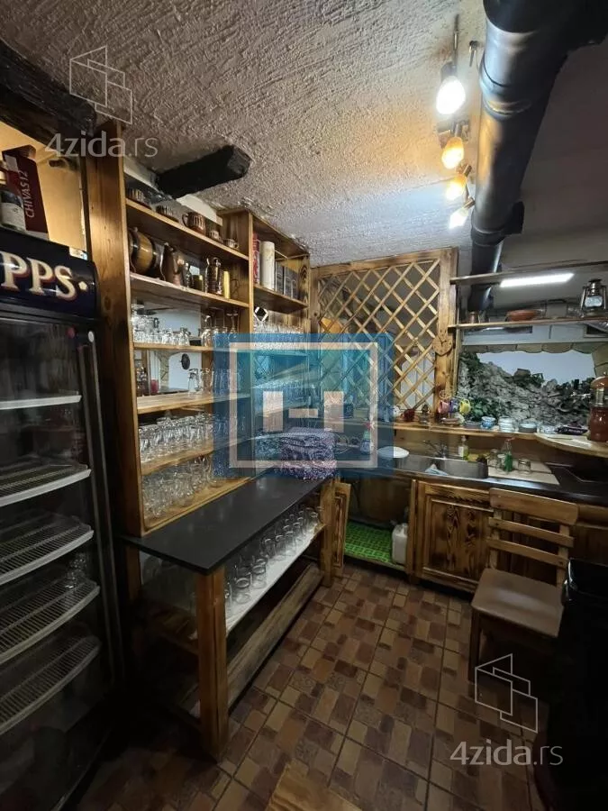 Ugostiteljski objekat | 4zida