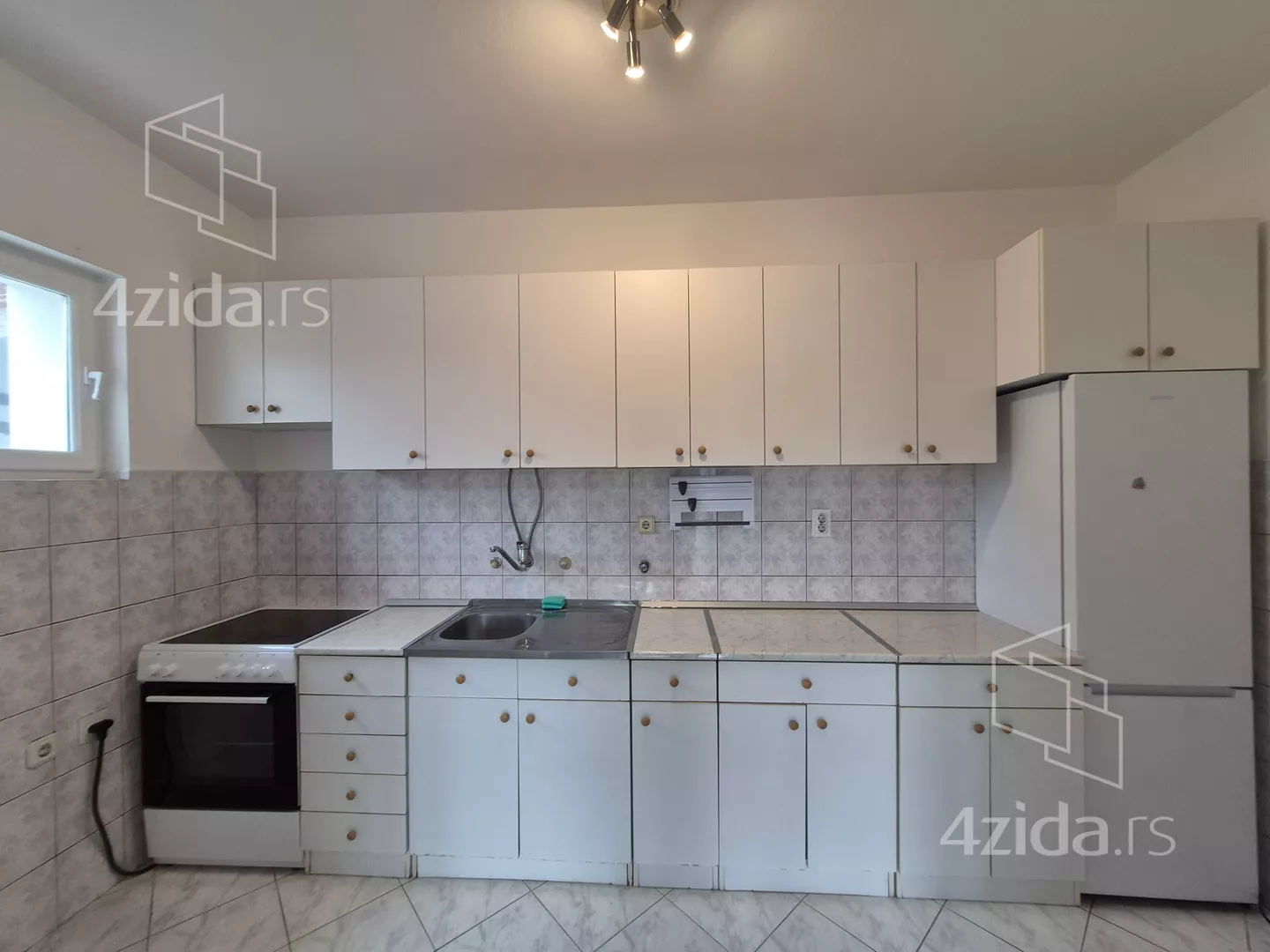 3-etažna kuća | 4zida