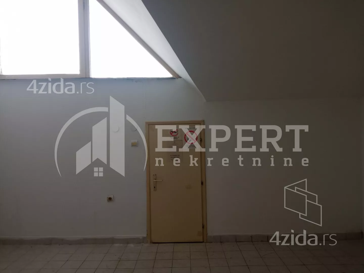 Lokal | 4zida