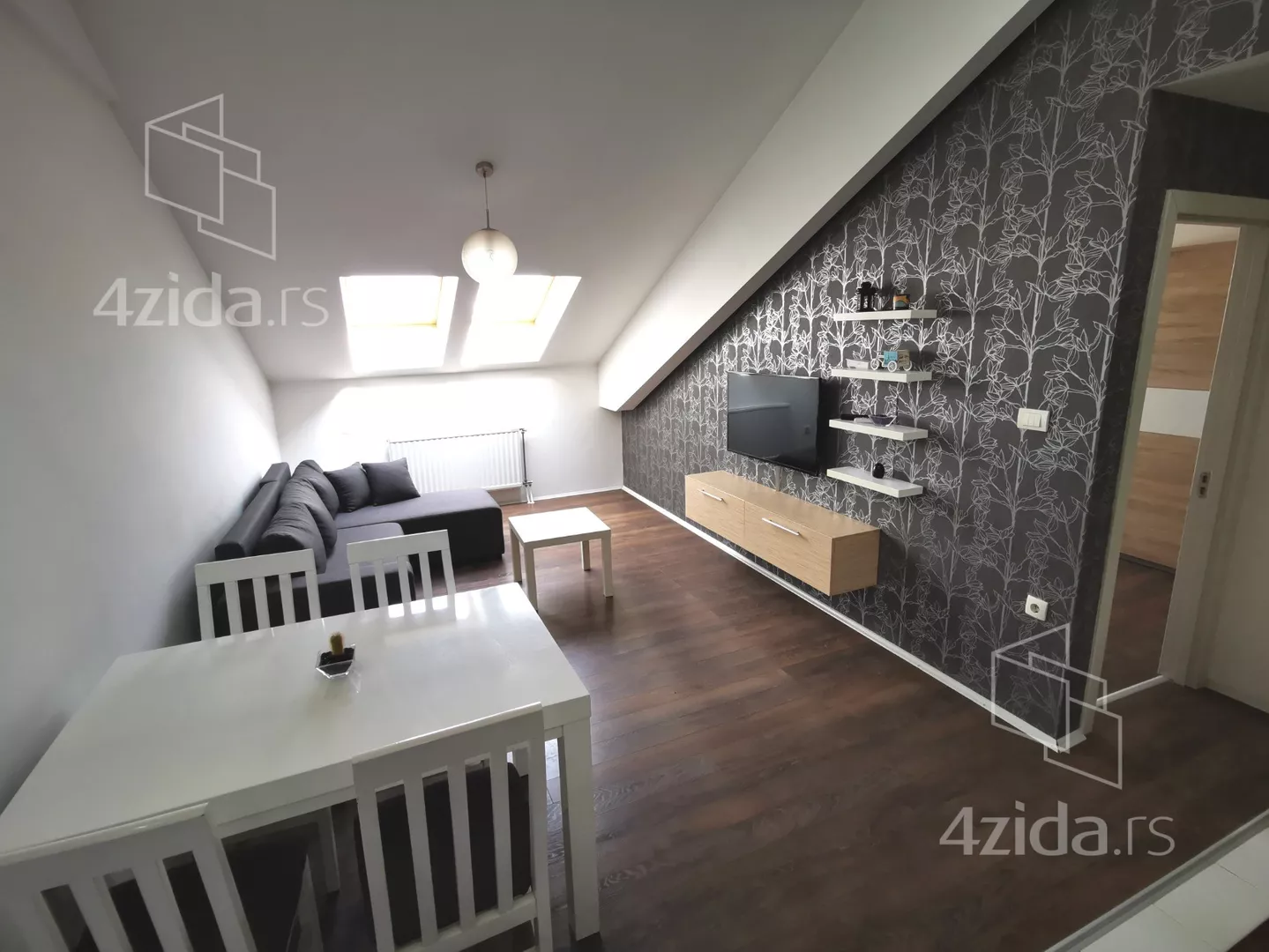 Dvoiposoban stan | 4zida