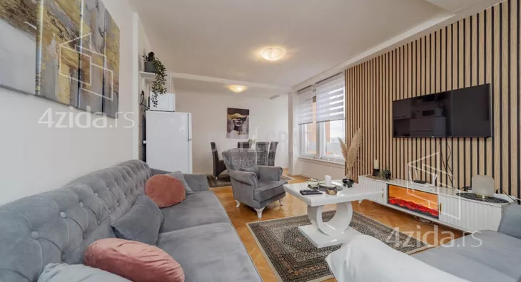 Dvoiposoban stan | 4zida