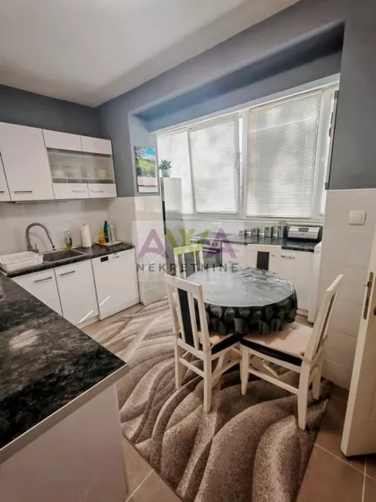 Nova Selenča | 4zida.rs