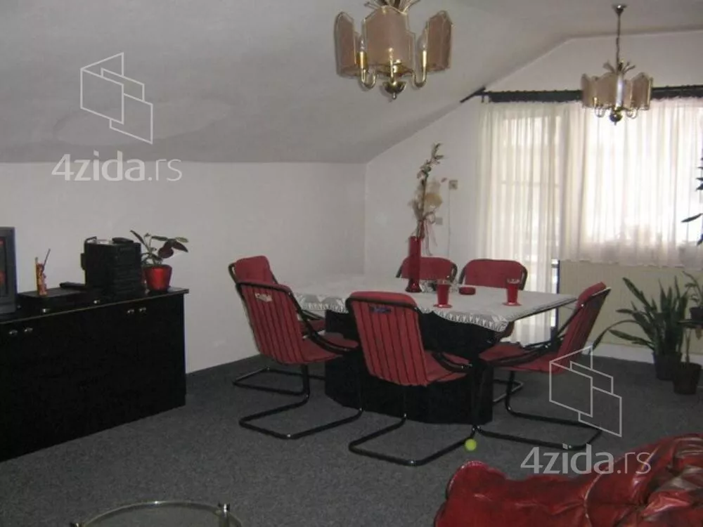 Kuća | 4zida