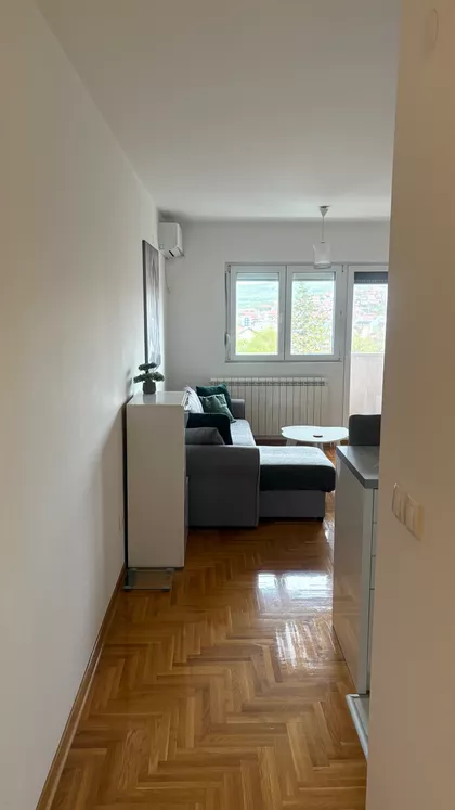 Jovanke Radaković 23B | 4zida.rs