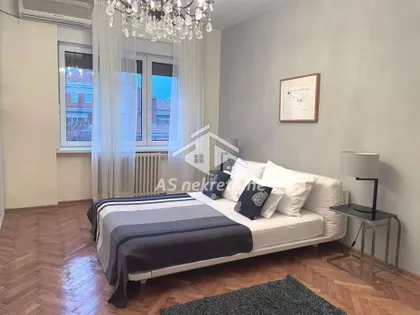 Krunski Venac | 4zida.rs