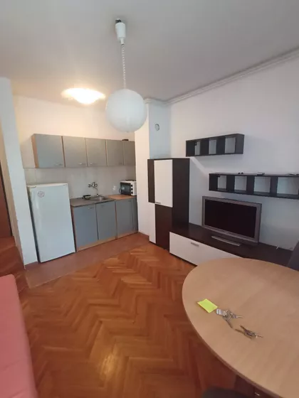 Pavla Papa | 4zida.rs