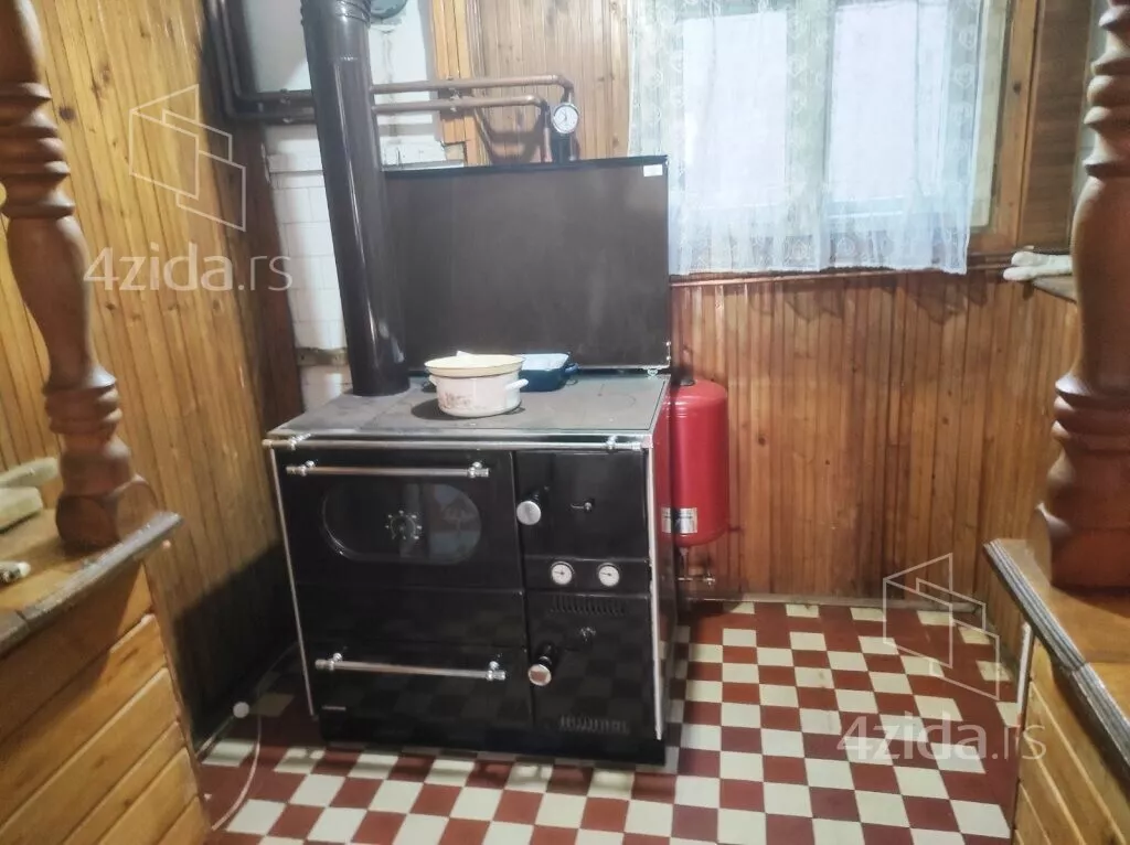 3-etažna kuća | 4zida