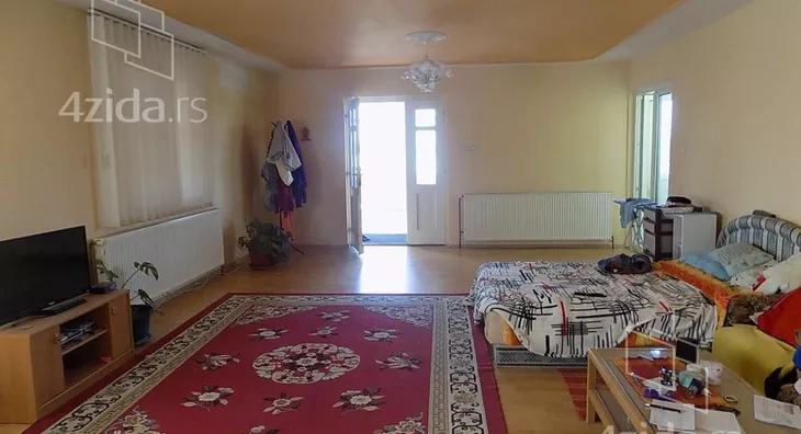 Poslovna zgrada | 4zida