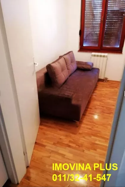 Kneževačka | 4zida.rs