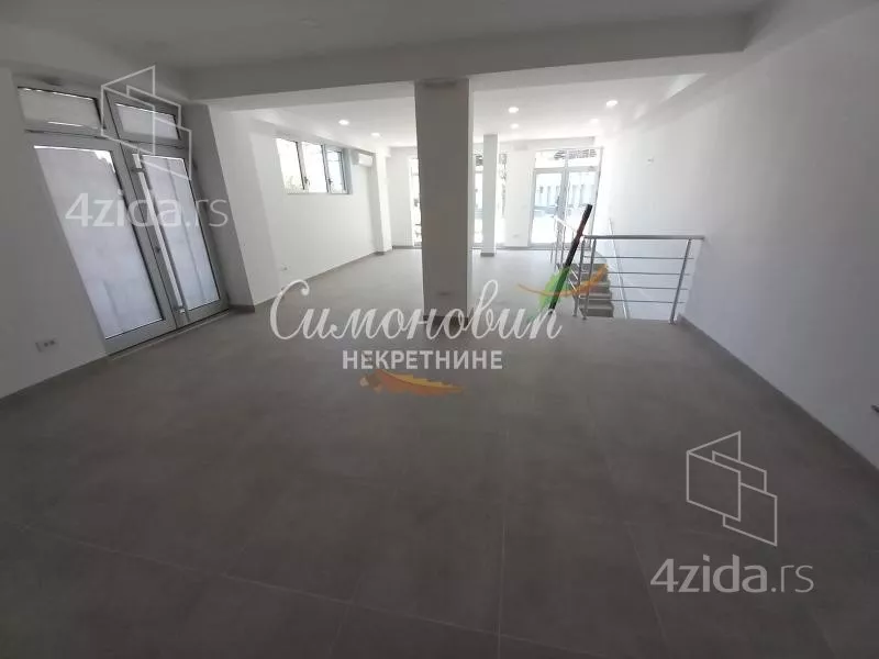 Lokal | 4zida