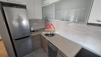 Jovana Hranilovića | 4zida.rs