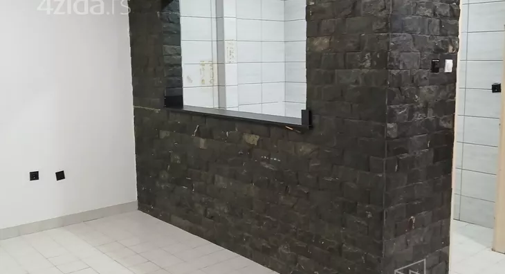 Lokal | 4zida