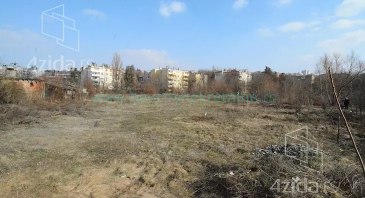 Plac | 4zida