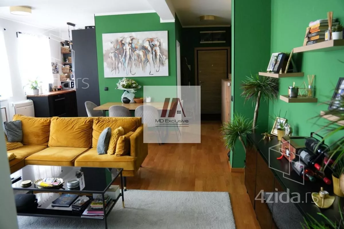 Troiposoban stan | 4zida