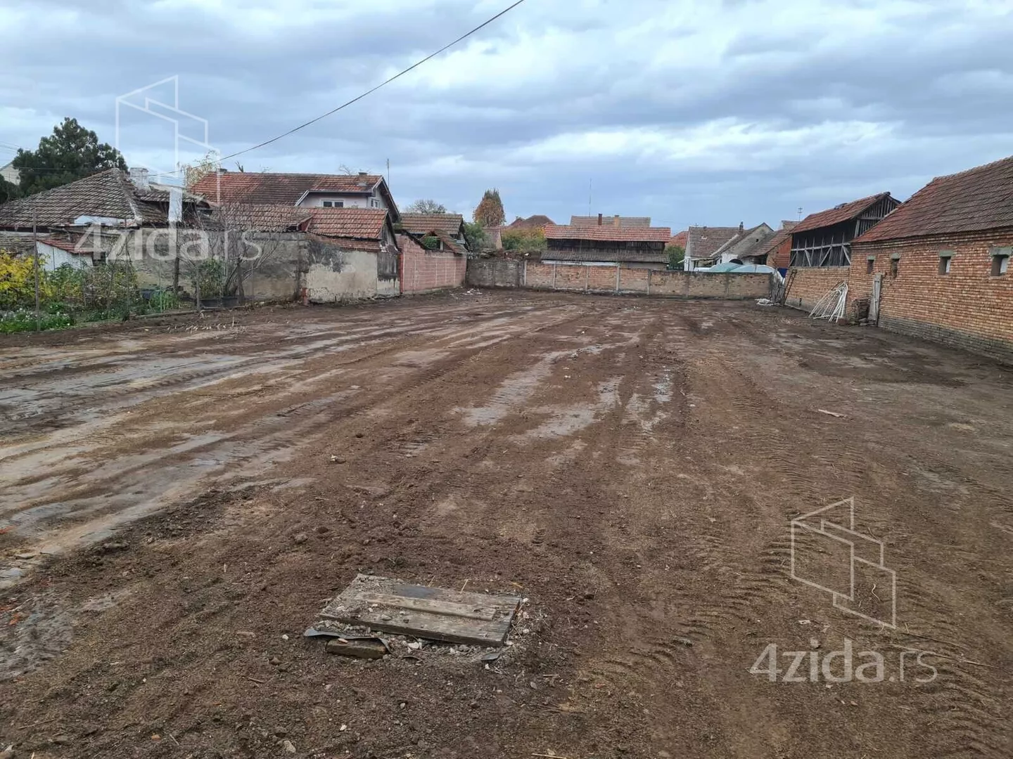 Građevinsko zemljište | 4zida