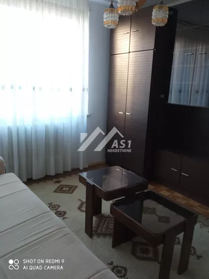 Molnar Đule | 4zida.rs